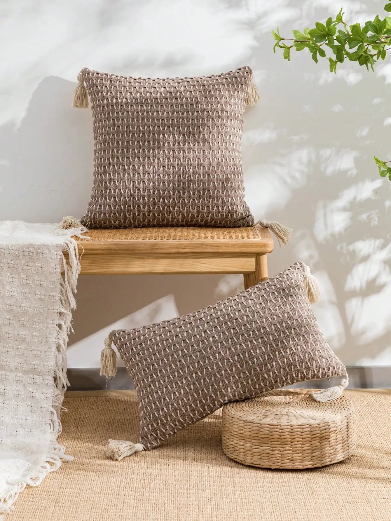 Braided plaid bohemian-style throw pillow and lumbar pillow covers for living rooms, bedrooms and cars.